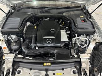 2016 Mercedes-Benz GLC 250 - Thumbnail